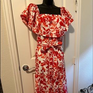 Gently worn white and red floral sundress (4-ways to wear). Size 18 petite.